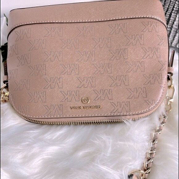 - New 💯 Authentic Michael KorsSignature Jet Set Charm Dome Crossbody - Picture 8 of 12